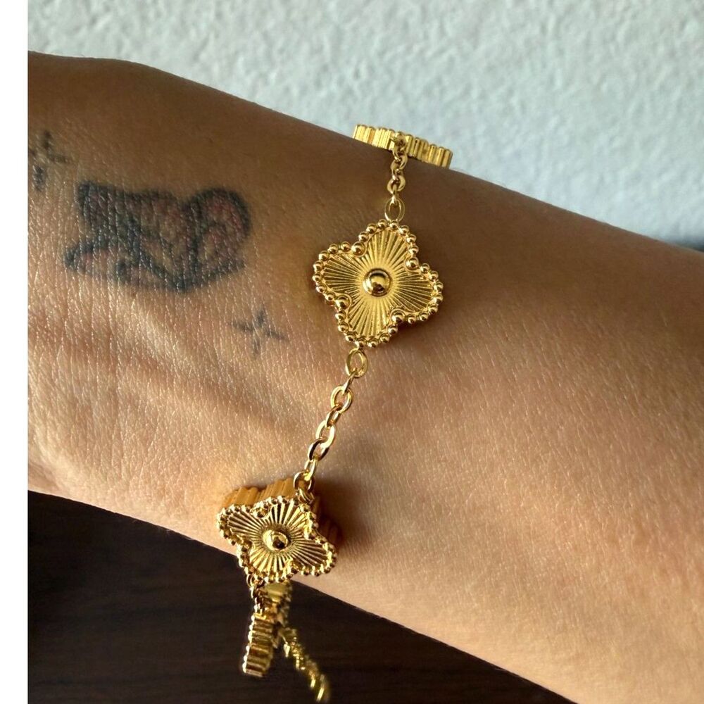 Gold Stainless Steel Clover Bracelet - Adjustable Quatrefoil Bracelet